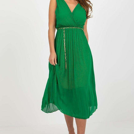 Sophisticated Sleeveless Dress With Waist Chain And Pleats