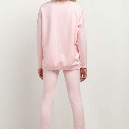 Sophisticated Stand-Up Collar Knit Pullover - Très Elite