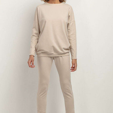Sophisticated Stand-Up Collar Knit Pullover - Très Elite