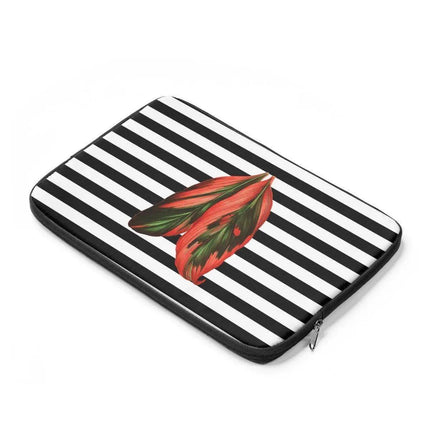 Sophisticated Style: Maison d'Elite Laptop Sleeves - Premium Protection for Your Tech