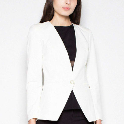 Sophisticated Style Redefined: Venaton Slim-Fit Button-Up Blazer - Très Elite