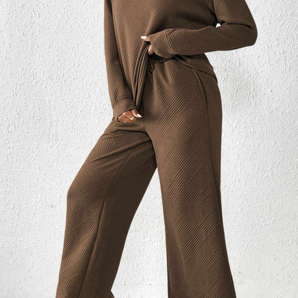 Sophisticated Textured Dark Brown Lounge Set for Effortless Elegance - Très Elite