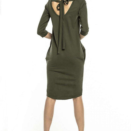 Sophisticated Tuba Dress with Stylish Back Tie Detail - Très Elite