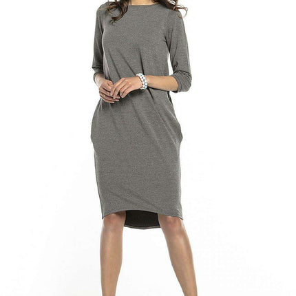 Sophisticated Tuba Dress with Stylish Back Tie Detail - Très Elite