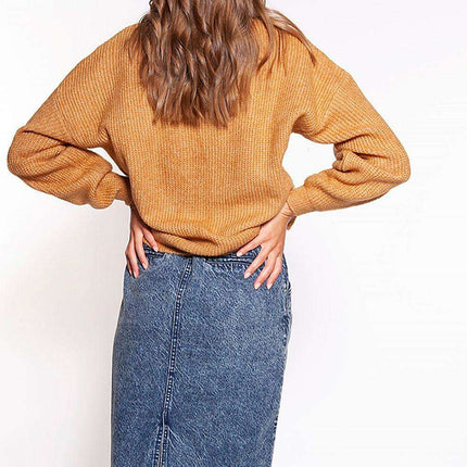 Sophisticated Unbuttoned Cardigan with Pointed Neckline - Très Elite