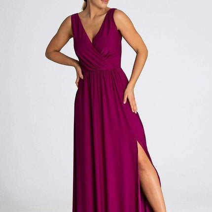 Sophisticated V-Neck Maxi Dress with Eye-Catching Front Slit and Tailored Waist Detail - Très Elite
