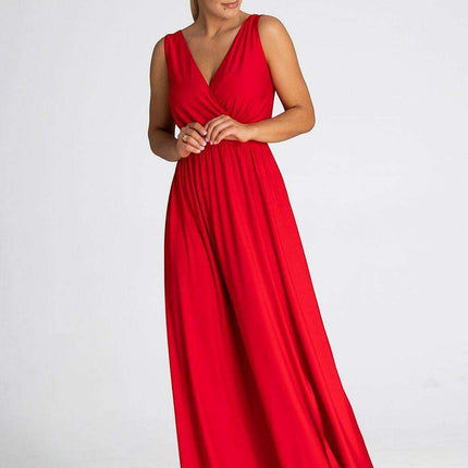 Sophisticated V-Neck Maxi Dress with Eye-Catching Front Slit and Tailored Waist Detail - Très Elite