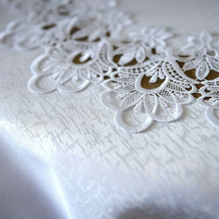 Sophisticated White Floral Lace Round Table Cover - 32-Inch Polyester Cloth for Elegant Dining Events, Easy Care- Très Elite- Très Elite