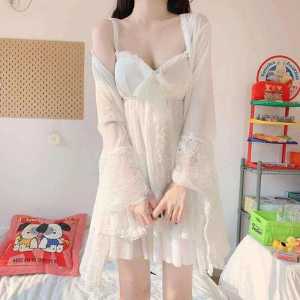 Sophisticated White Women's Lace Bow Sleepwear Collection - Chic Mesh Gown and Robe Set - Très Elite