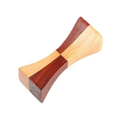 Sophisticated Wooden Japanese Chopstick Holder for Elevated Dining Experience - Très Elite