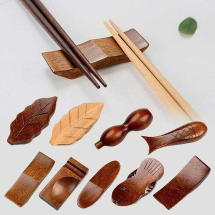 Sophisticated Wooden Japanese Chopstick Holder for Elevated Dining Experience - Très Elite