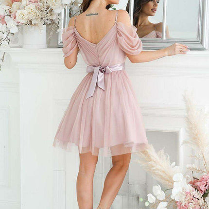 Spanish Elegance Plunging Sleeve Evening Dress with Chic Belt - Très Elite