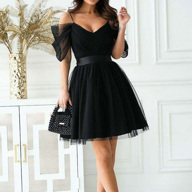 Spanish Elegance Plunging Sleeve Evening Dress with Chic Belt