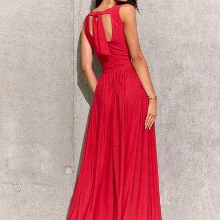 Sparkling Brocade Evening Gown with Elegant V-Neck Design - Très Elite