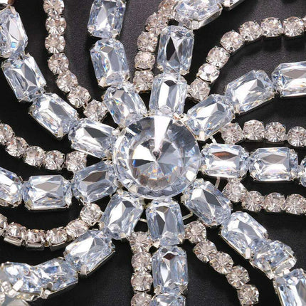 Sparkling Rhinestone Forehead Chain for Exquisite Events - Très Elite