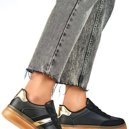 Sport Shoes model 200439 - Très Elite
