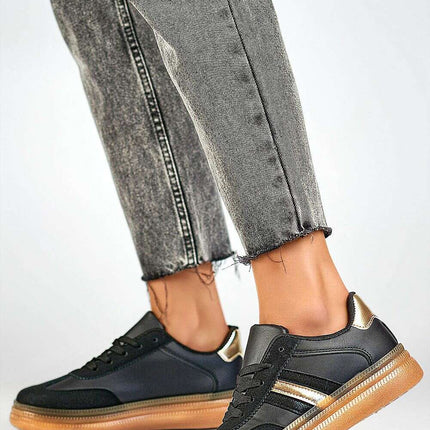 Sport Shoes model 200439 - Très Elite