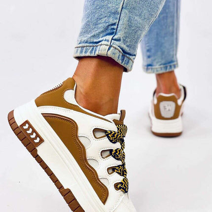 Sport Shoes model 200620 - Très Elite