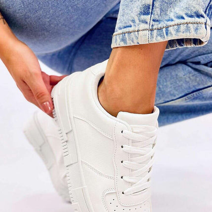 Sport Shoes model 200692 - Très Elite
