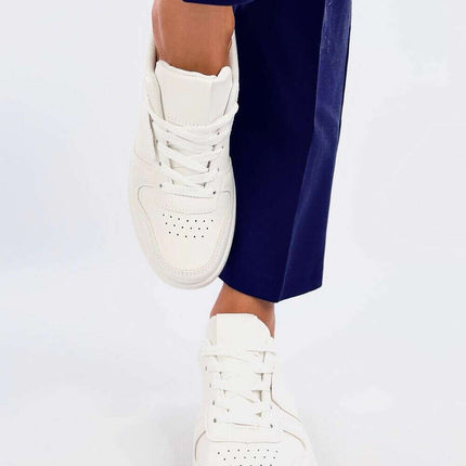 Sport Shoes model 200768 - Très Elite