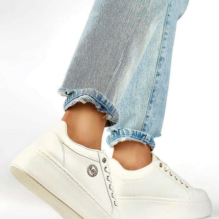 Sport Shoes model 200879 - Très Elite