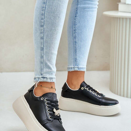 Sport Shoes model 201703 - Très Elite