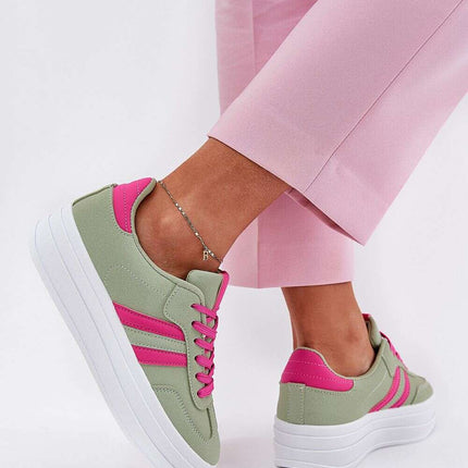 Sport Shoes model 209458 - Très Elite