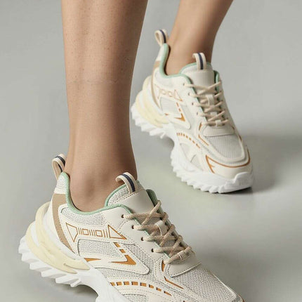 Sport Shoes model 210197 - Très Elite