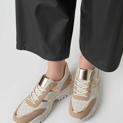 Sport Shoes model 210199 - Très Elite