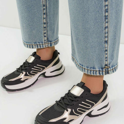 Sport Shoes model 210210 - Très Elite