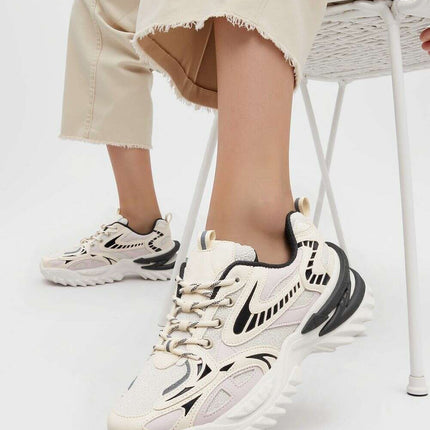 Sport Shoes model 210216 - Très Elite