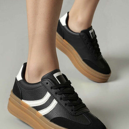 Sport Shoes model 210217 - Très Elite