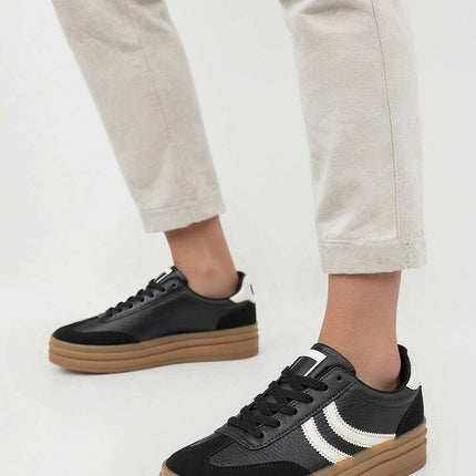 Sport Shoes model 210217 - Très Elite