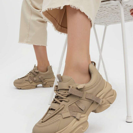 Sport Shoes model 210224 - Très Elite