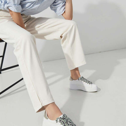 Sport Shoes model 210229 - Très Elite