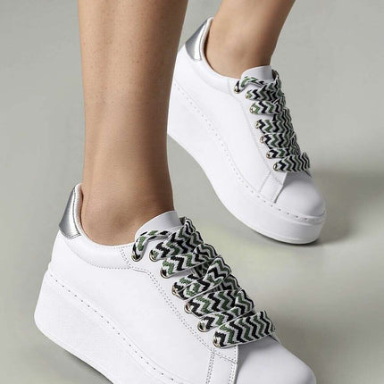Sport Shoes model 210229 - Très Elite