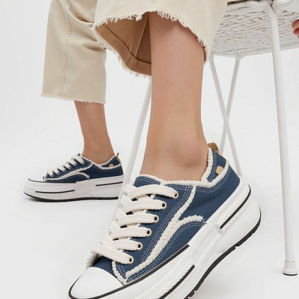 Sport Shoes model 210235 - Très Elite