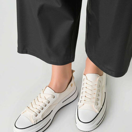 Sport Shoes model 210236 - Très Elite