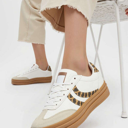 Sport Shoes model 210261 - Très Elite