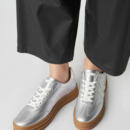 Sport Shoes model 210263 - Très Elite