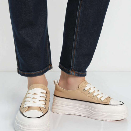 Sport Shoes model 210271 - Très Elite