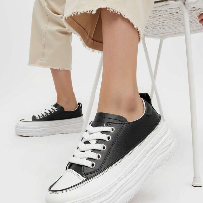 Sport Shoes model 210272