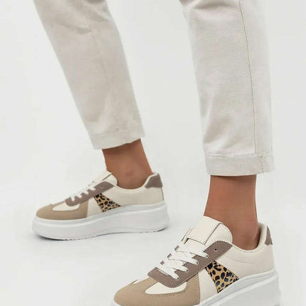 Sport Shoes model 210328 - Très Elite