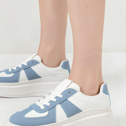 Sport Shoes model 210329 - Très Elite