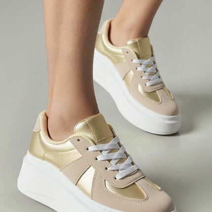 Sport Shoes model 210330 - Très Elite