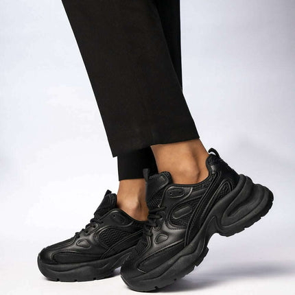 Sport Shoes model 210570 - Très Elite