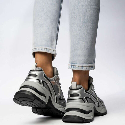 Sport Shoes model 210571 - Très Elite