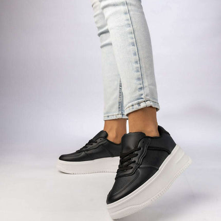 Sport Shoes model 210575 - Très Elite