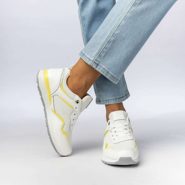 Sport Shoes model 210581