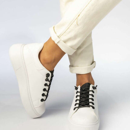 Sport Shoes model 210582 - Très Elite